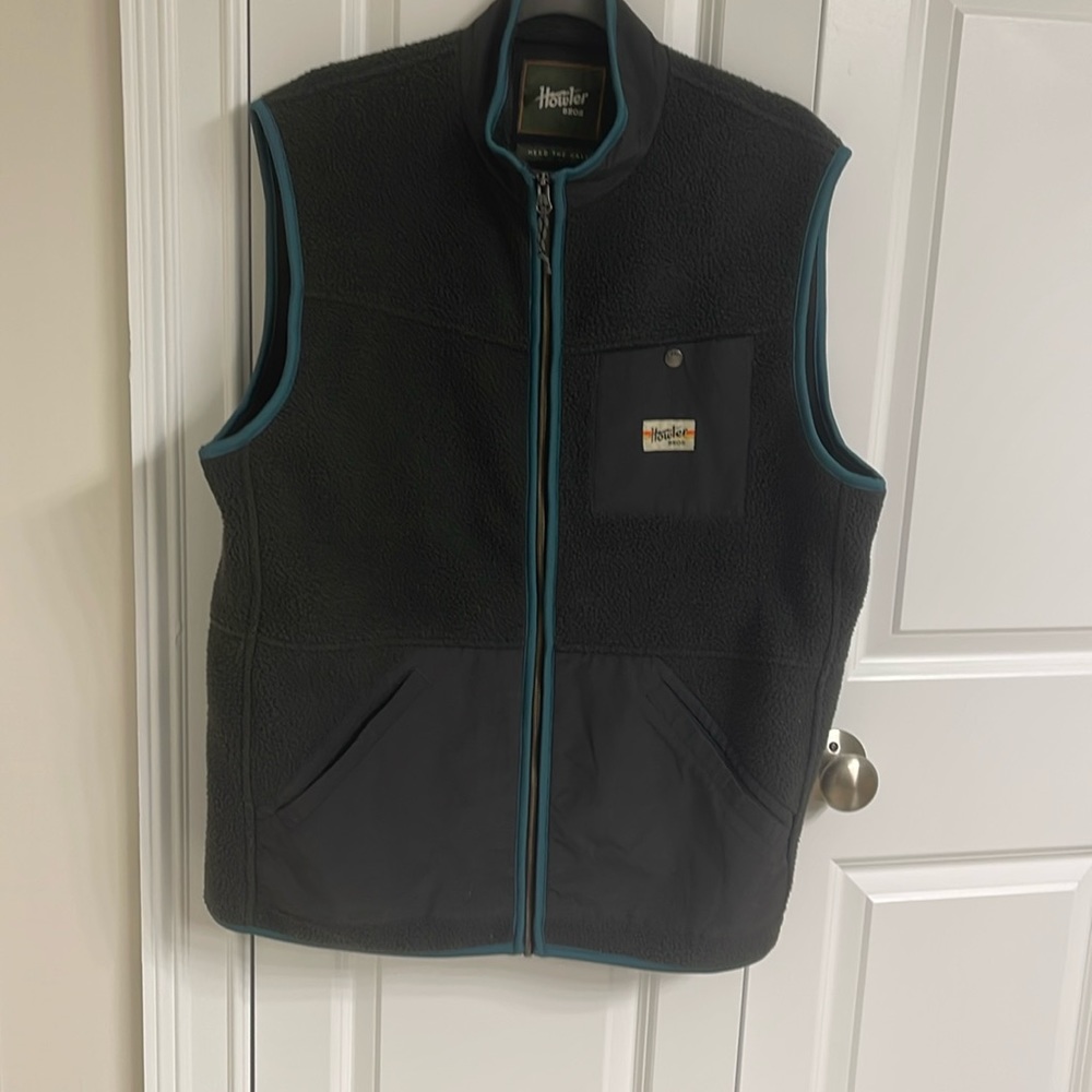 Howler brothers, chisos fleece vest, size XL